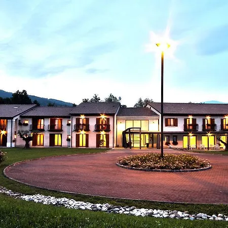 Hotel Canova 3*